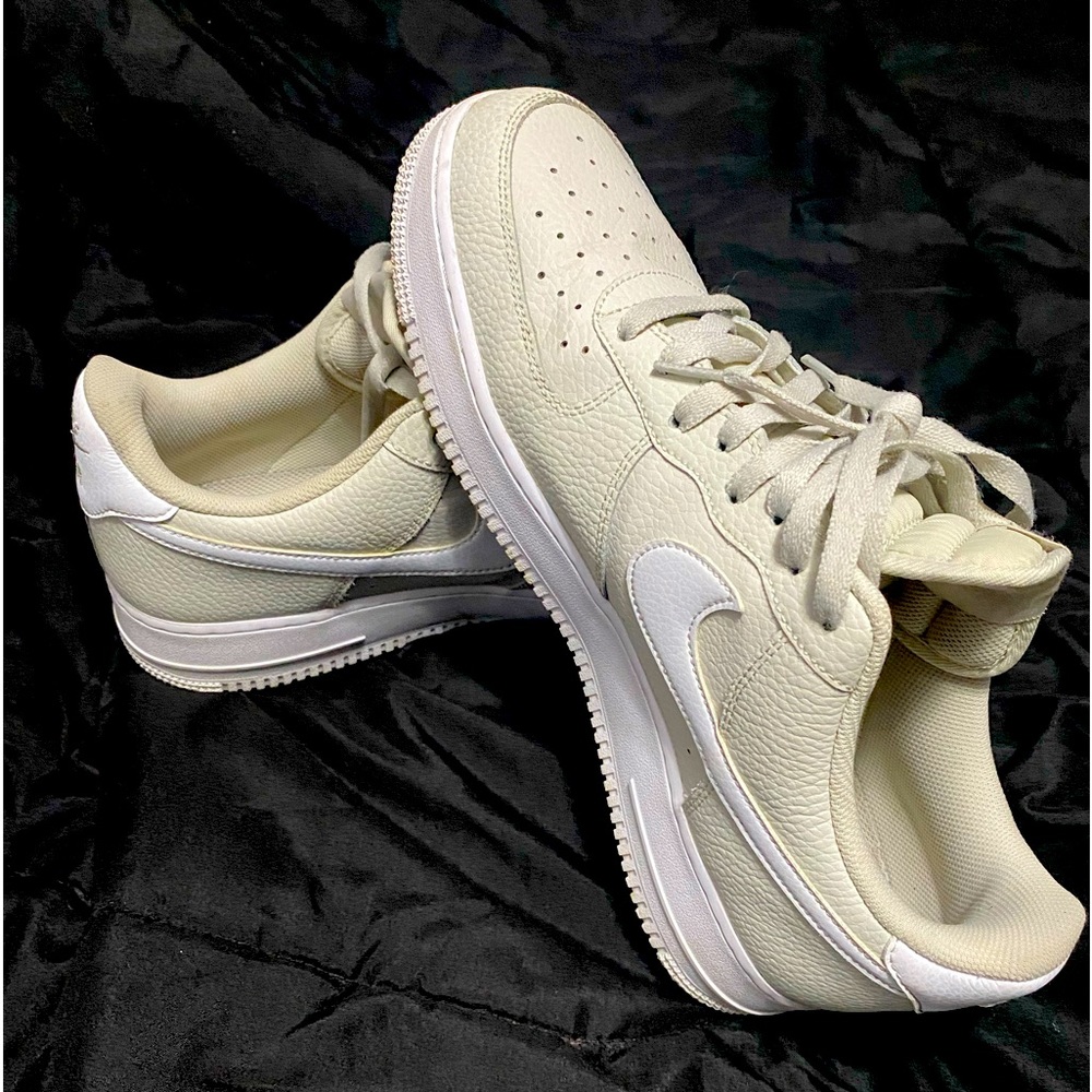 Nike Air Force 1 ‘07 Light Bone/white